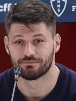 Bruno Petković 컷아웃 사진