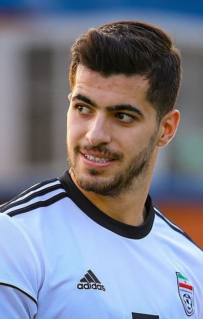 Saeid Ezatolahi 컷아웃 사진