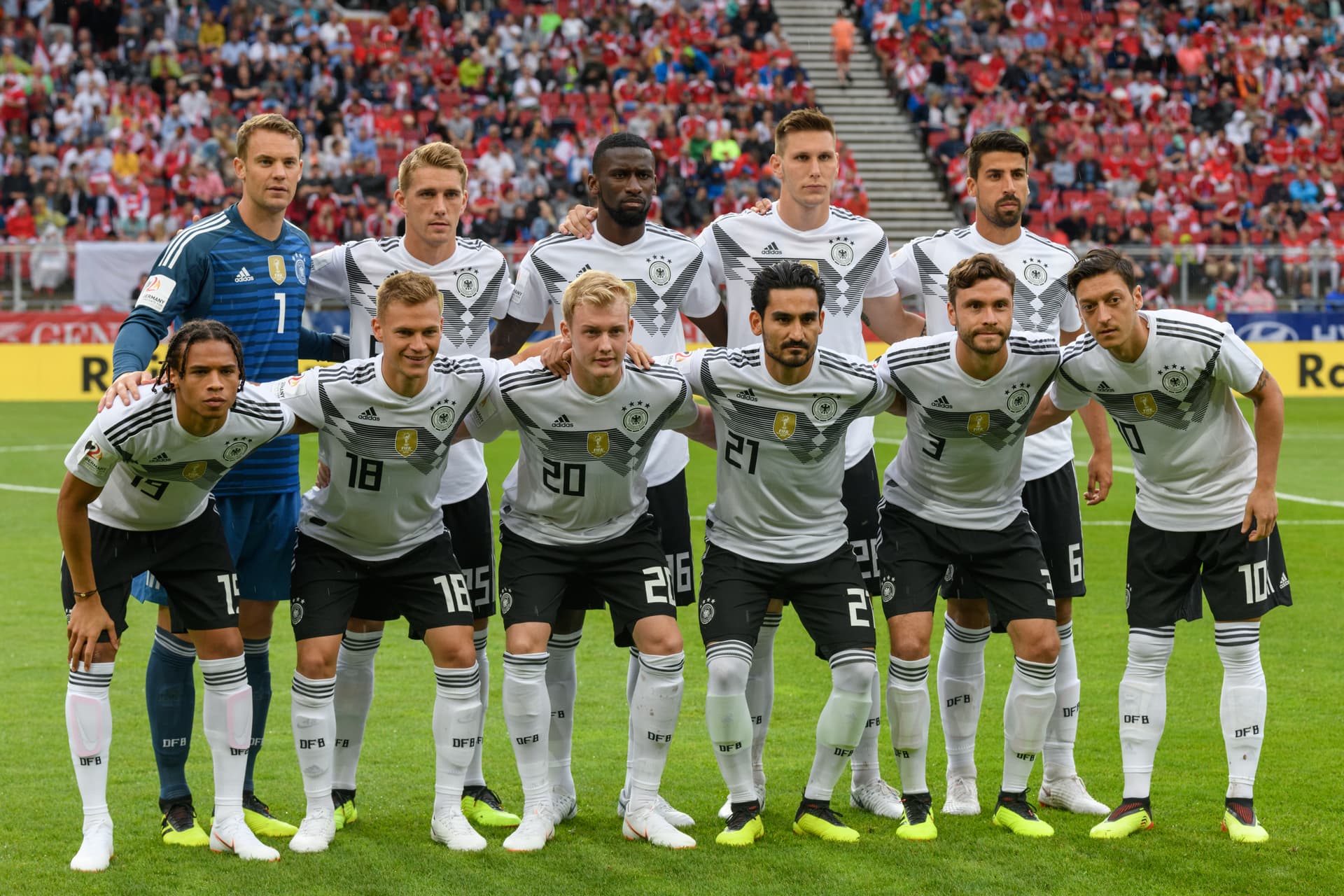 Foto ritagliata di Manuel Neuer