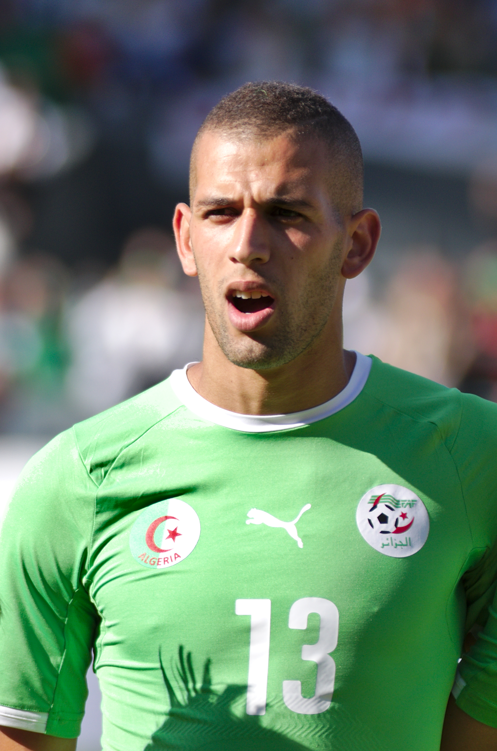 تصویر برشخورده Islam Slimani