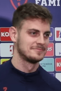 Josip Stanišić 컷아웃 사진