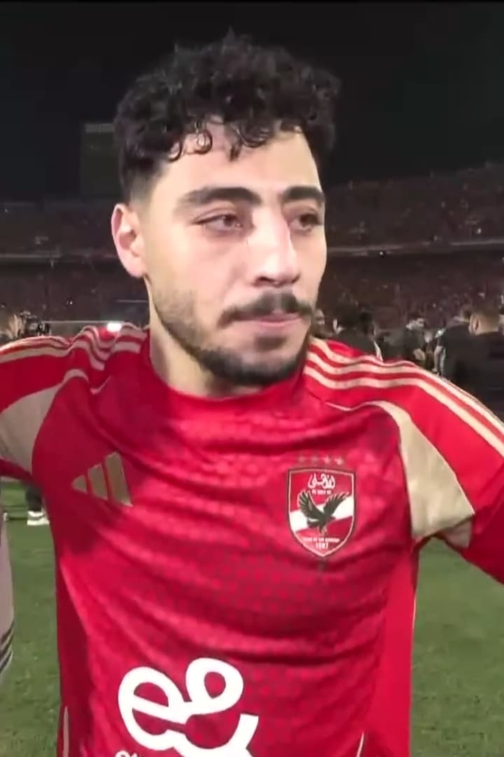 Akram Tawfik 컷아웃 사진